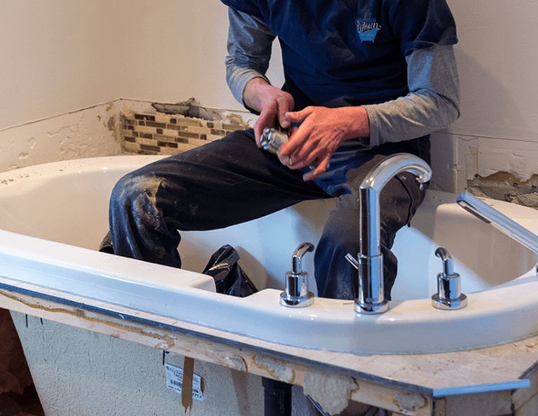 Jetted tub replacement in an Ottawa bathroom renovation