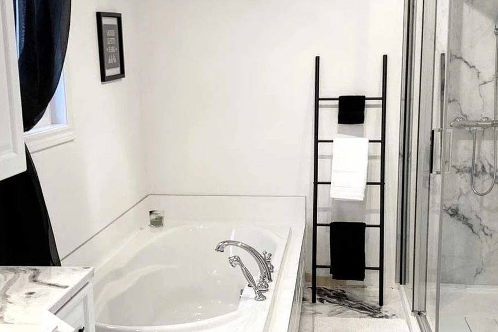 Completed bathroom renovation in Ottawa by Bytown Better Bathtubs and Showers